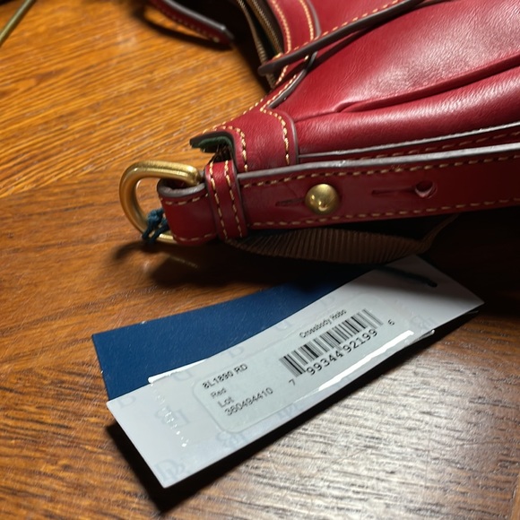 DOONEY & BOURKE FLORENTINE CROSSBODY HOBO. RED. BRAND NEW & NEVER USED. - Picture 13 of 13